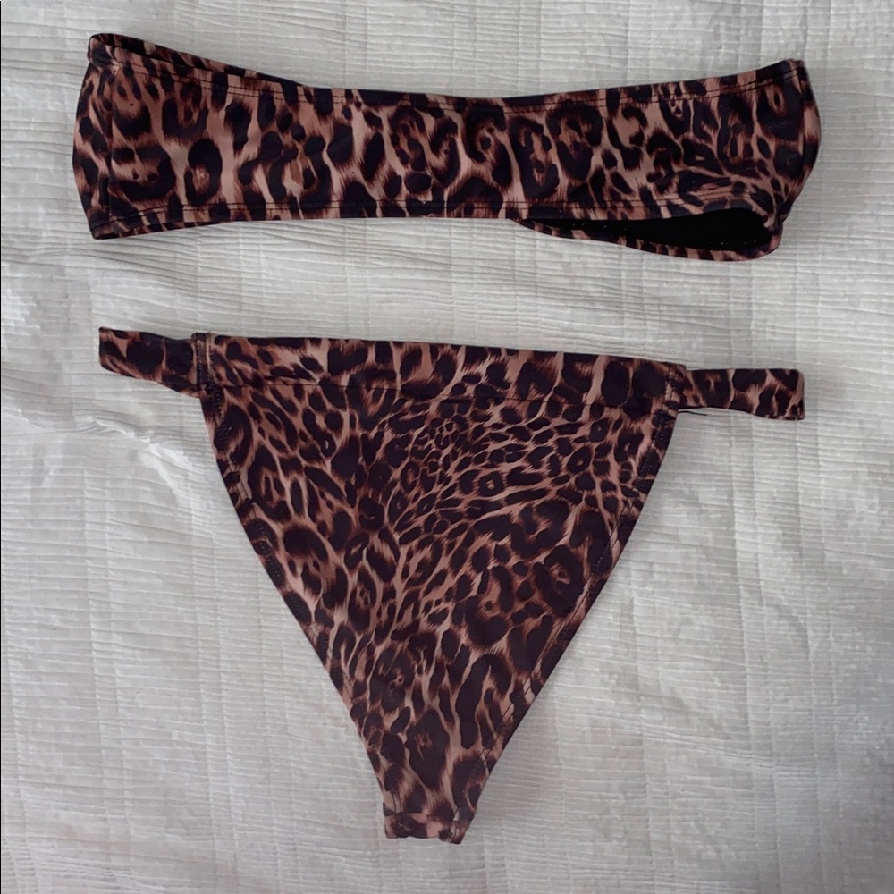 Leopard Bikini - Picture 2 of 7